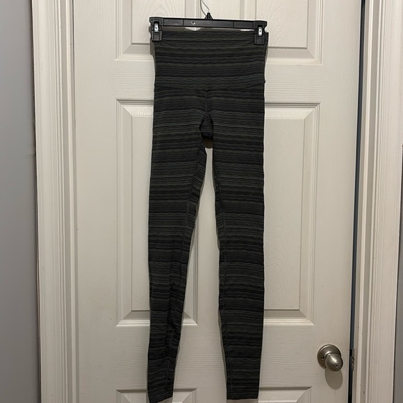 lululemon athletica Pants - Lululemon leggings